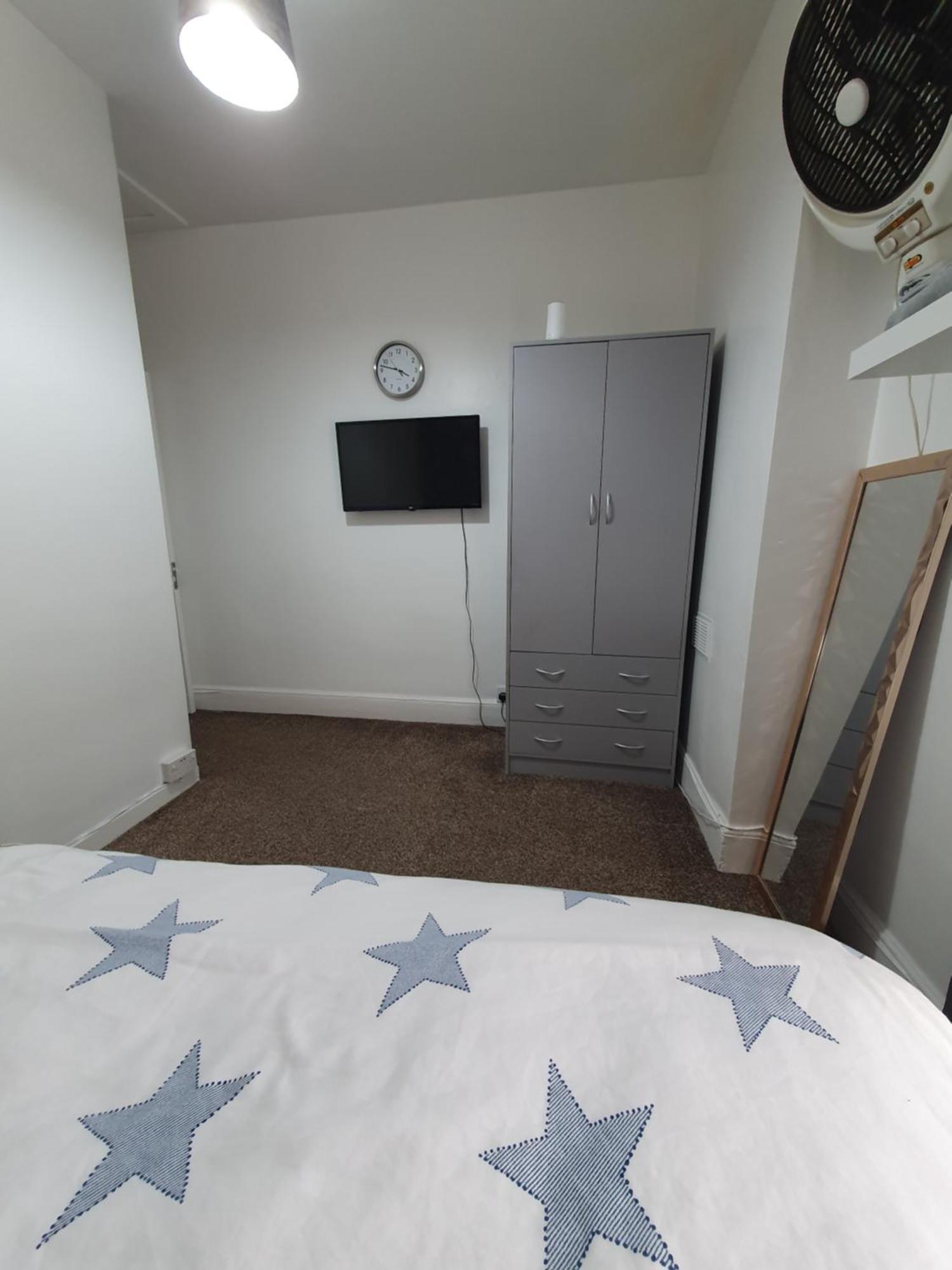 Private Room In カーディフ エクステリア 写真
